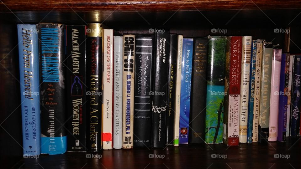 books on a bookshelf by mark.sarden