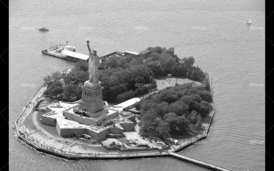 la estatua de la libertad .....uno de los monumentos más hermosos del mundo. (New York)