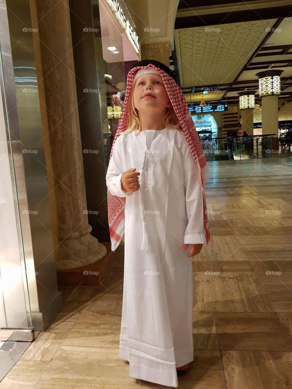 Dubai Mall - My little Sheikh 