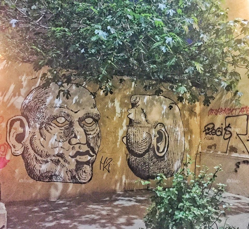 Graffiti heads