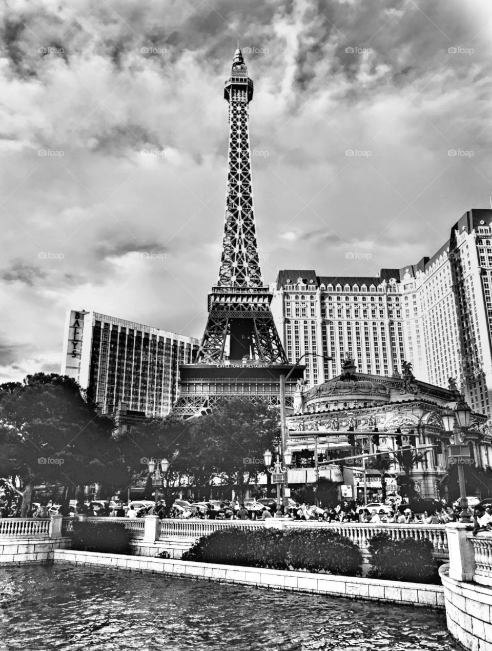 Paris in Vegas... 😊