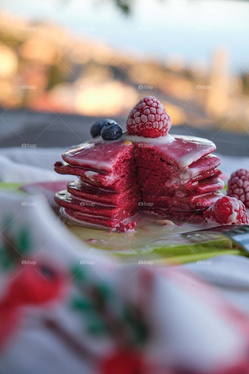 Rich magenta-colored pancakes for a rich and healthy breakfast