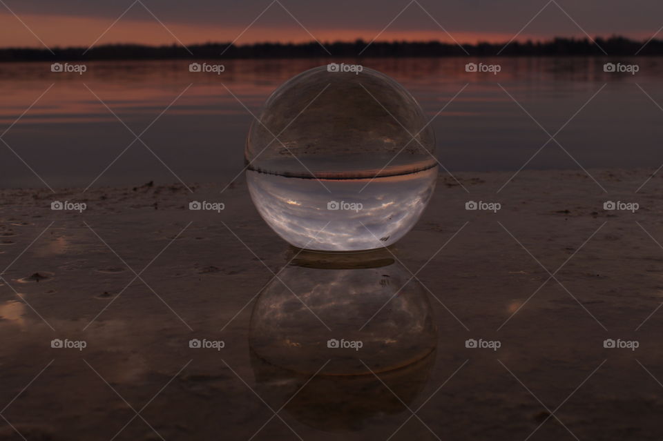 Lensball