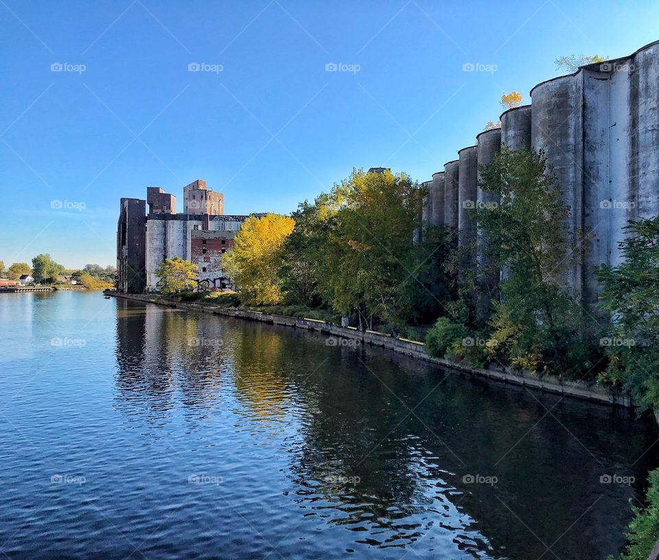 Buffalo river silos