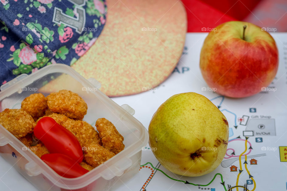 Snacking in a road trip