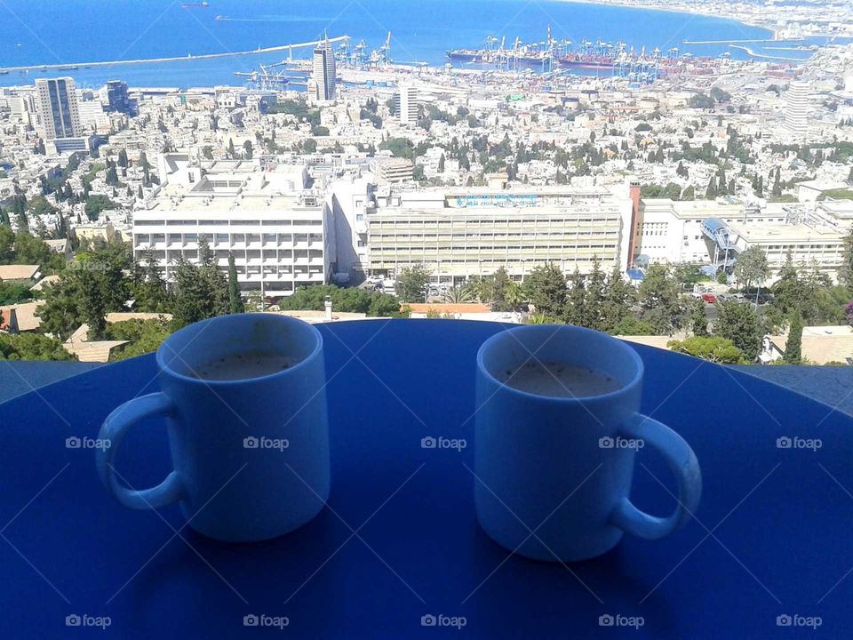 A cup of aromatic coffee ... and let the whole world wait ...☕☕