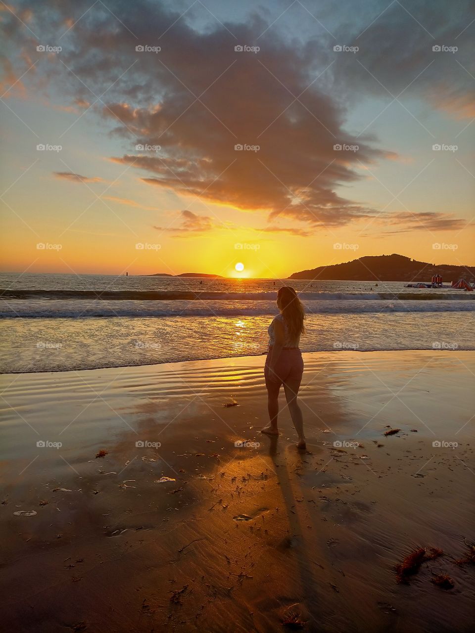 vista do por do sol  na praia