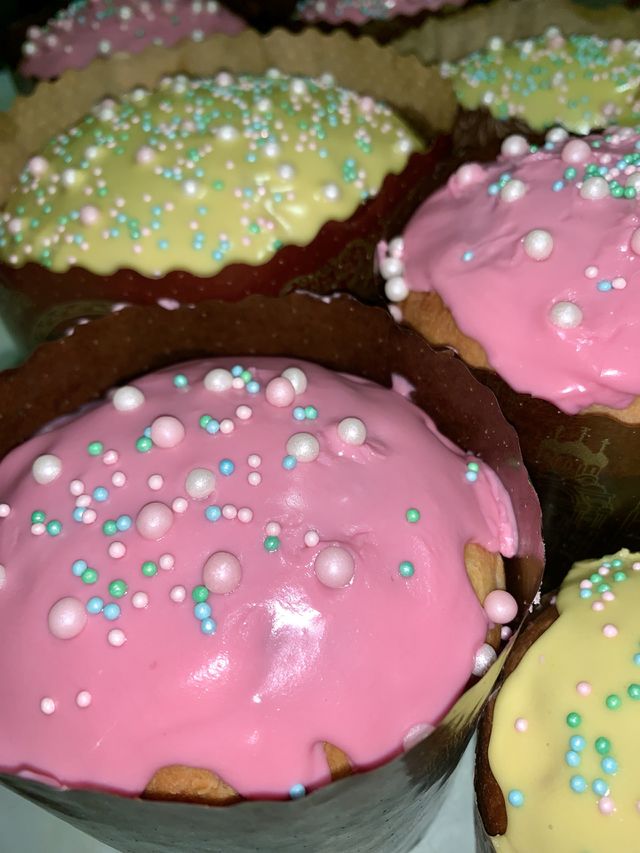 Easter cakes 