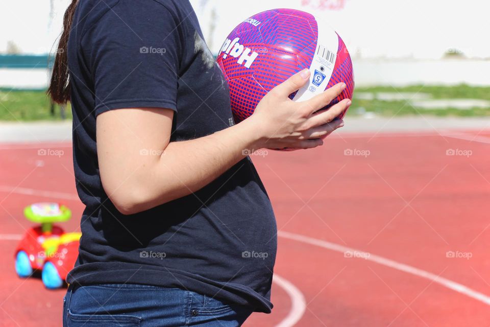 A active pregnant woman