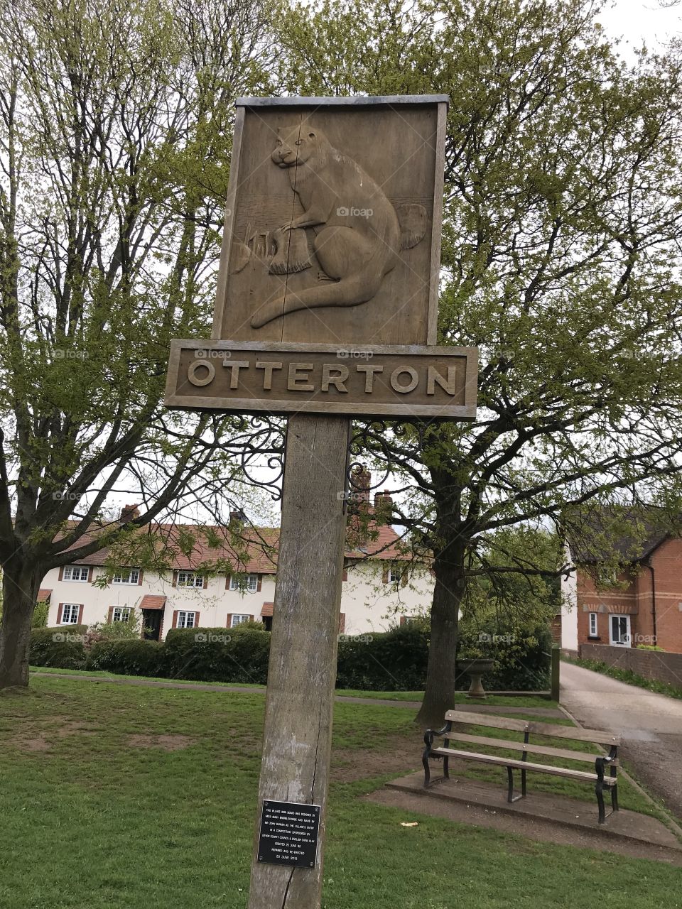 This signage indicates that there is a history of otters in the nearby nature reserve that links to Colaton Raleigh and Budleigh Salterton.
