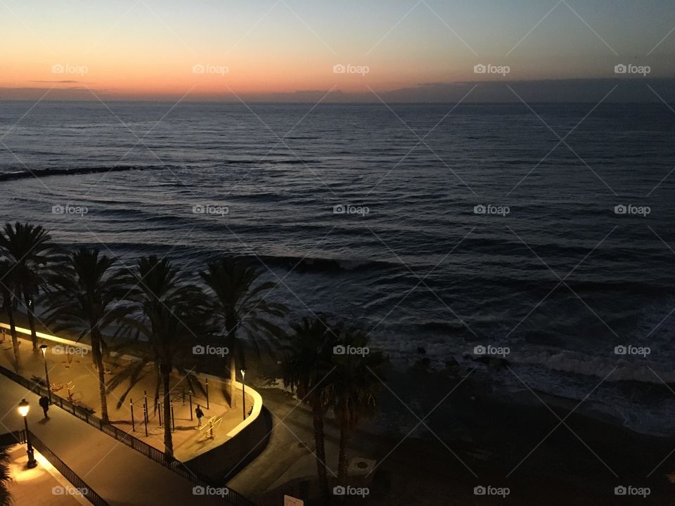 Between night and day 2