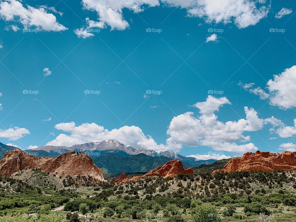 Garden of the gods pike’s peak mountain in Colorado Springs 