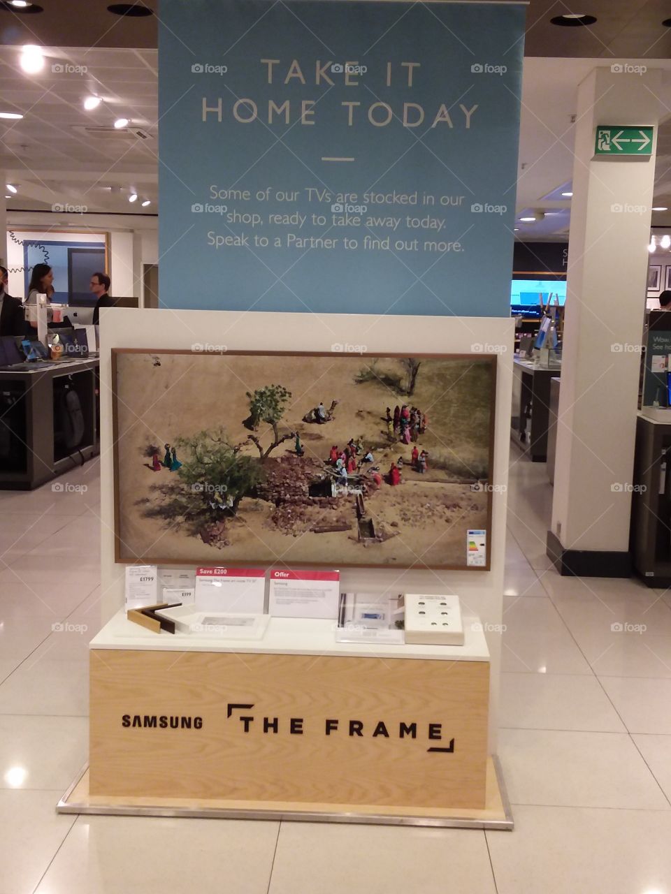 Samsung The Frame TV in art mode