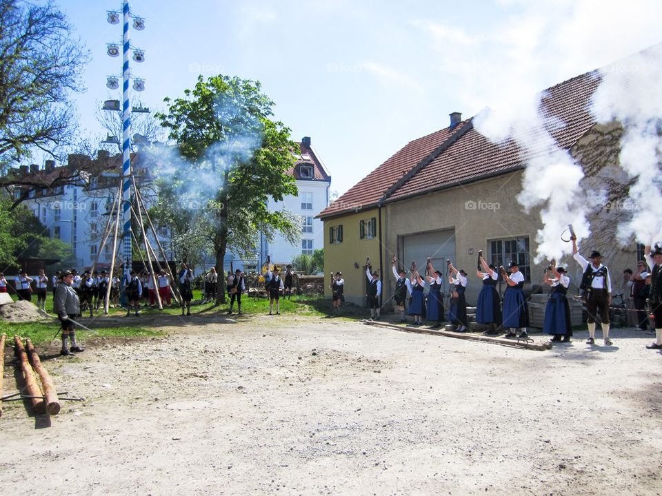 Raising the maypole