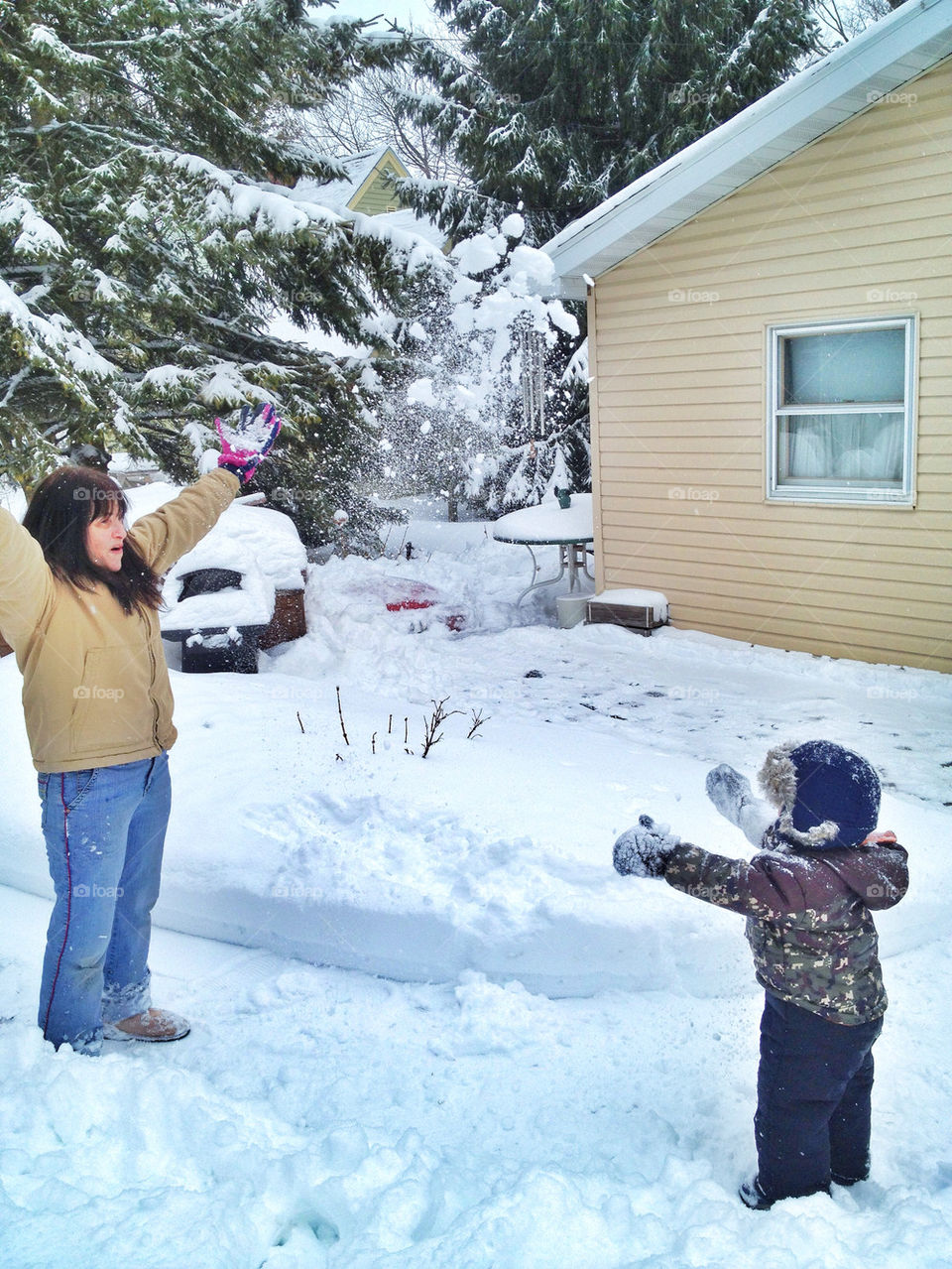 Throwing snow