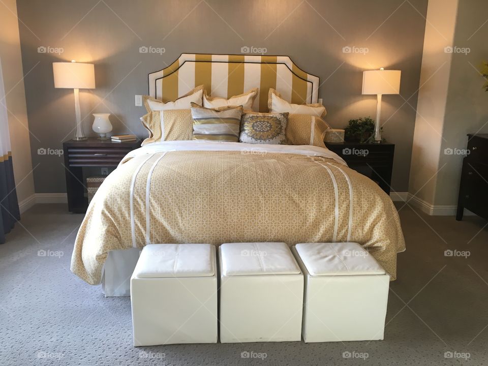 Contemporary bedroom
