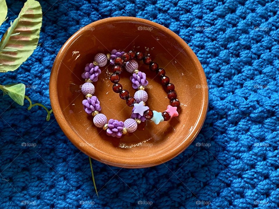 Handmade accessories and woolen mattress 