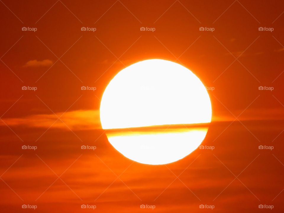 close view of sun at sunset