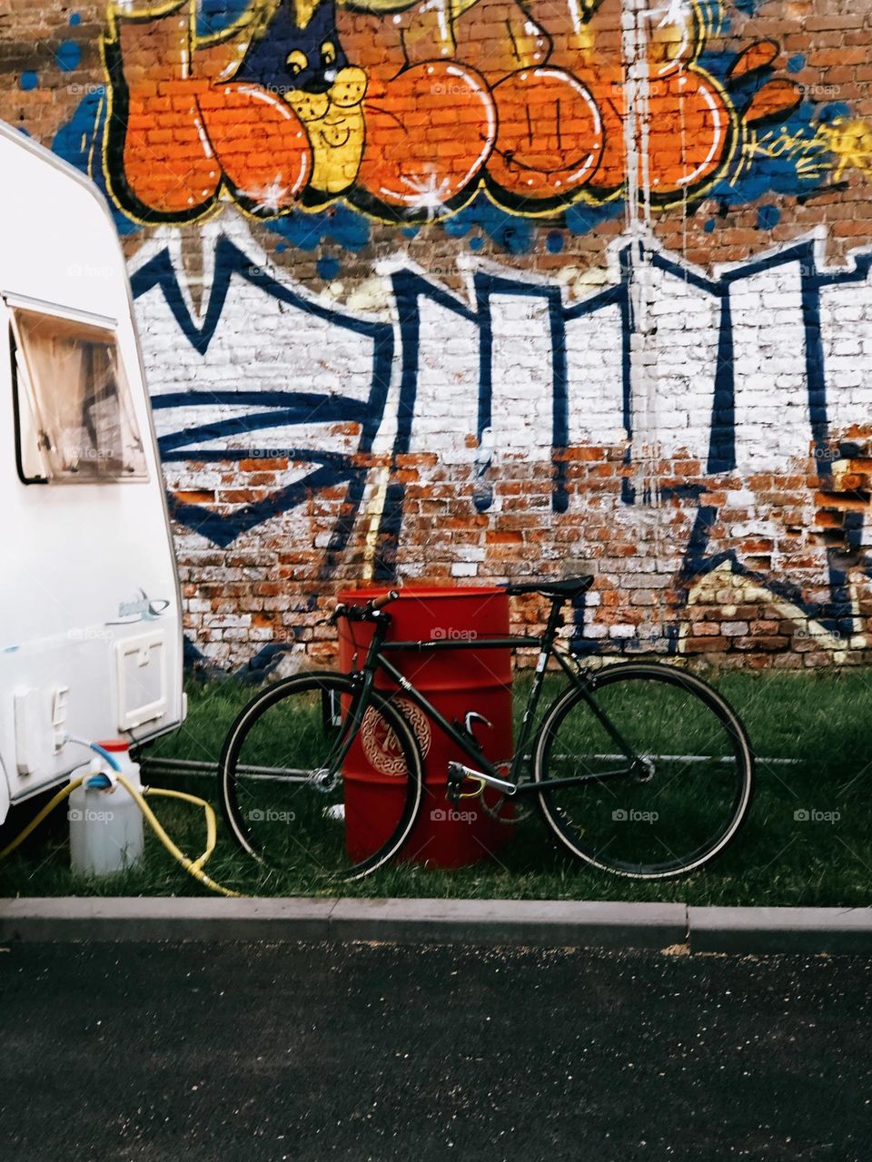 One lonely bicycle 