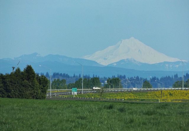 Snowy mountain 