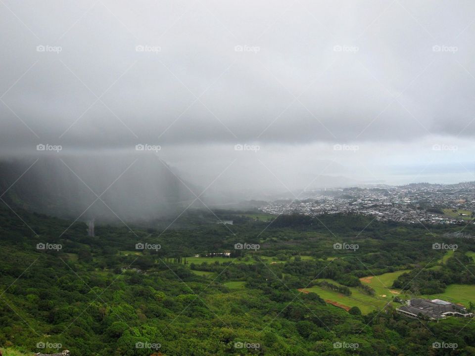 Raining in Honolulu