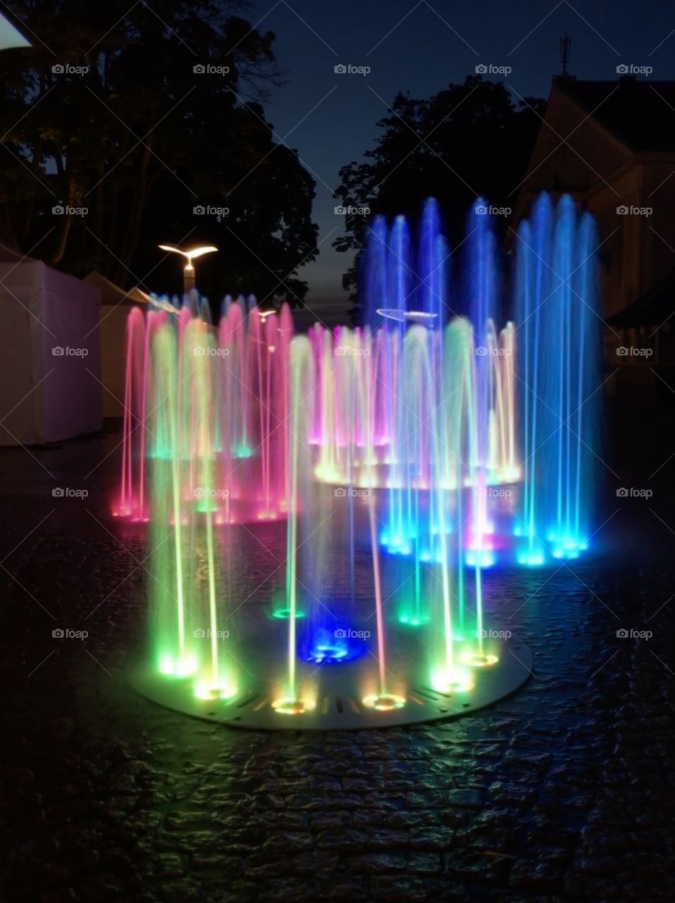 Fountain@night