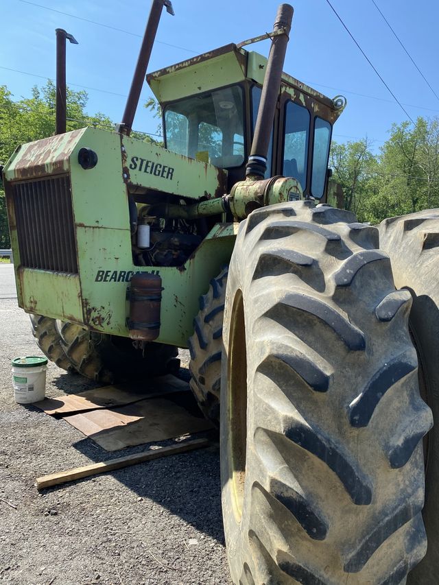 Farm tractor #farm #tractor #farmequipment #rural 