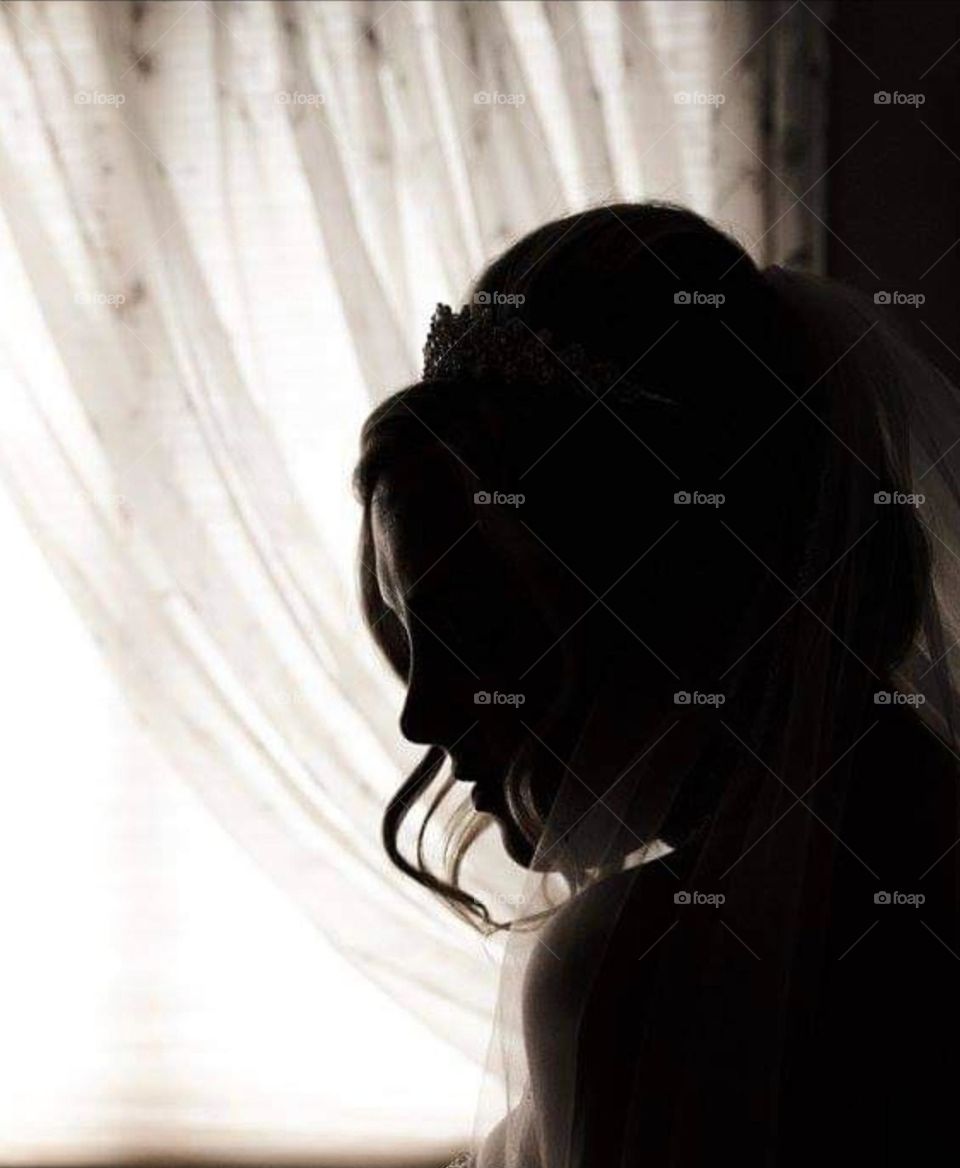 Bride in the shadows