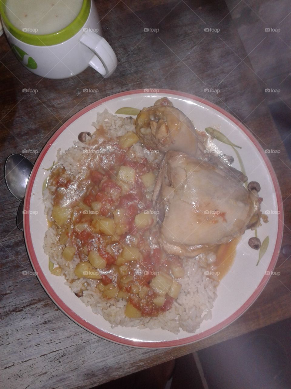 pollo guisado