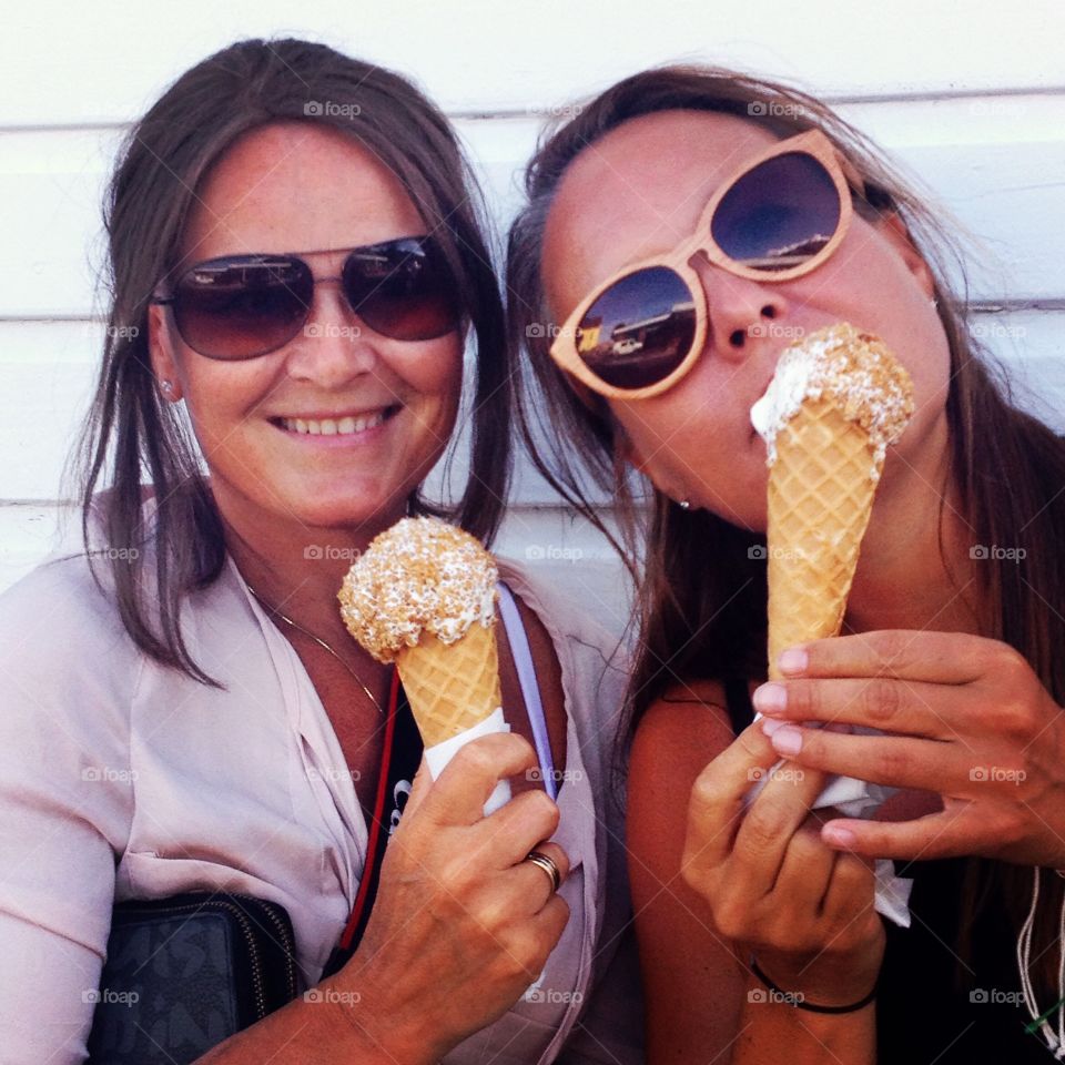 Ice cream girls