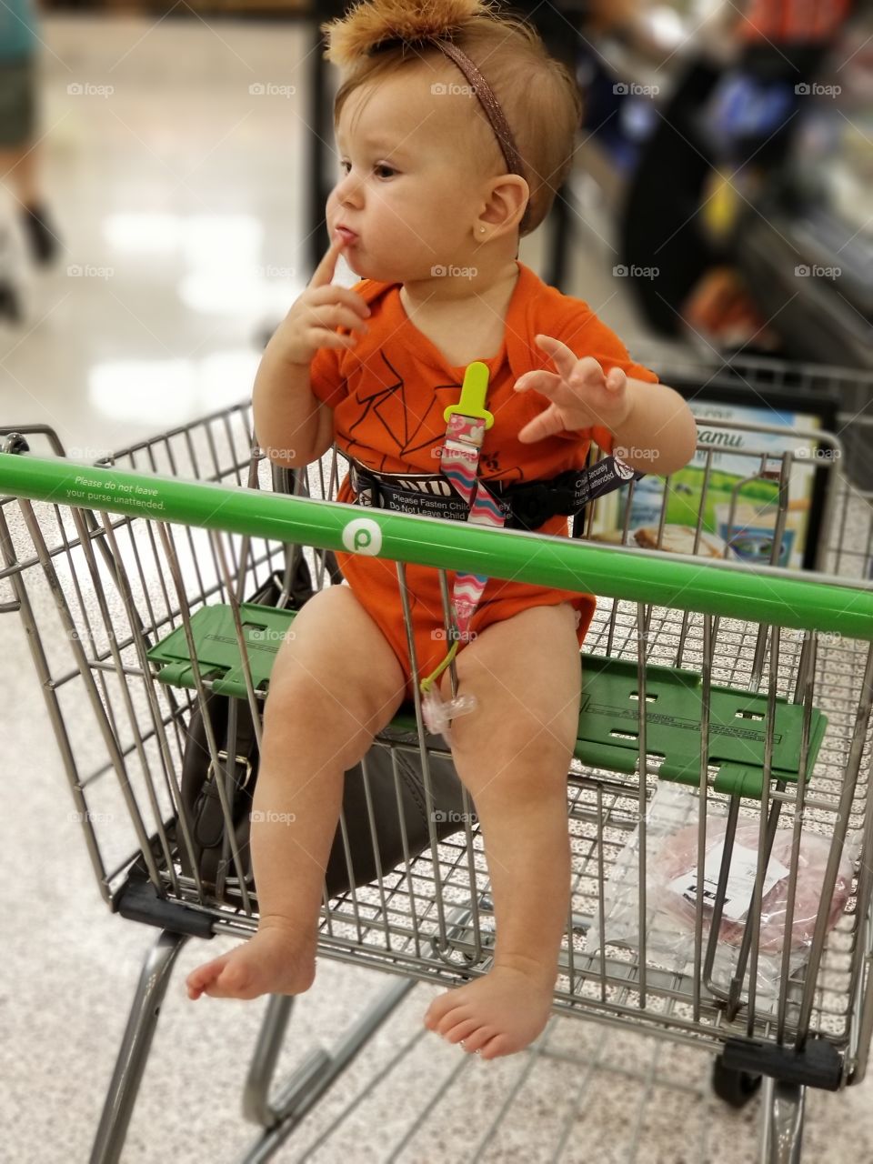 baby in store publix