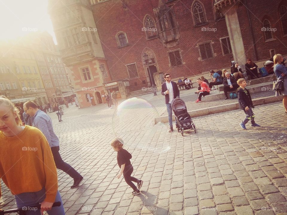 Don't live in a rush! Stop for a moment to see... and appreciate... 

Wrocław, Poland