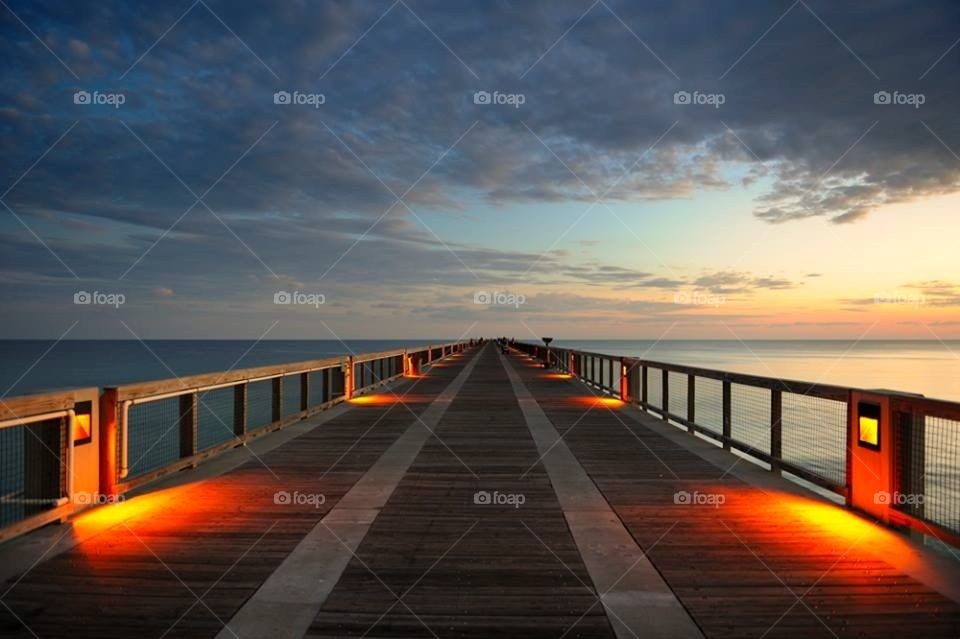 Sunset pier 