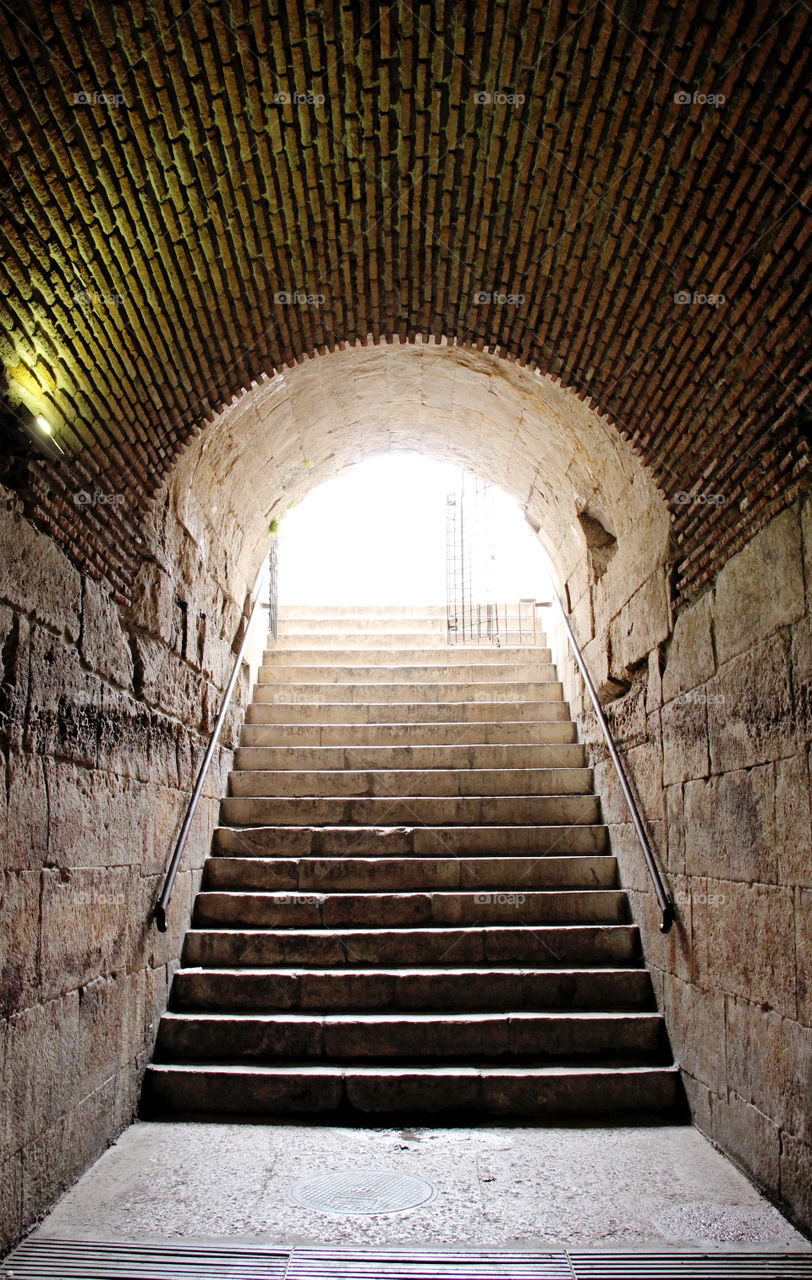 Symmetry of basement stairs