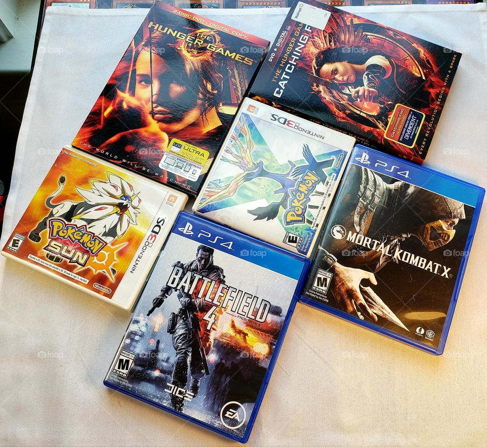 Juegos Favoritos, Video Games Favorite,estos son mis juegos favoritos y los Juegos del Hambre mi película favorito