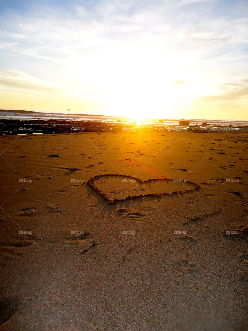 beach sunset sand heart by sabreeeeen