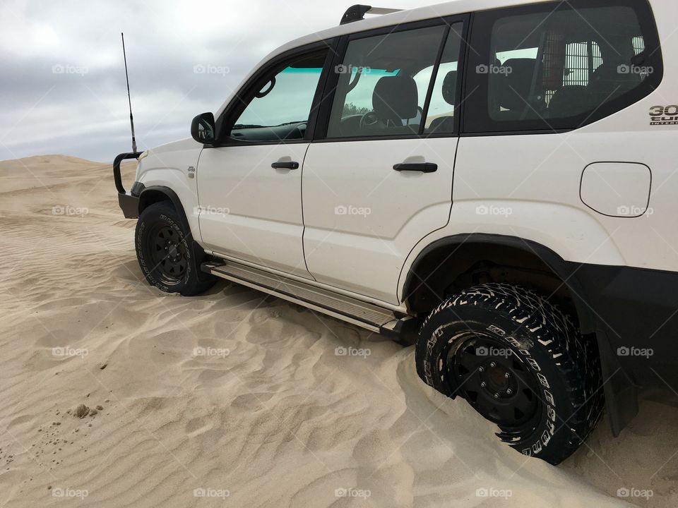 SUV trapped in sand dune south Australia 