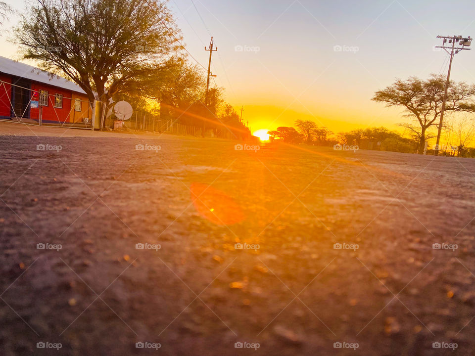 Sunsets make me happy. 