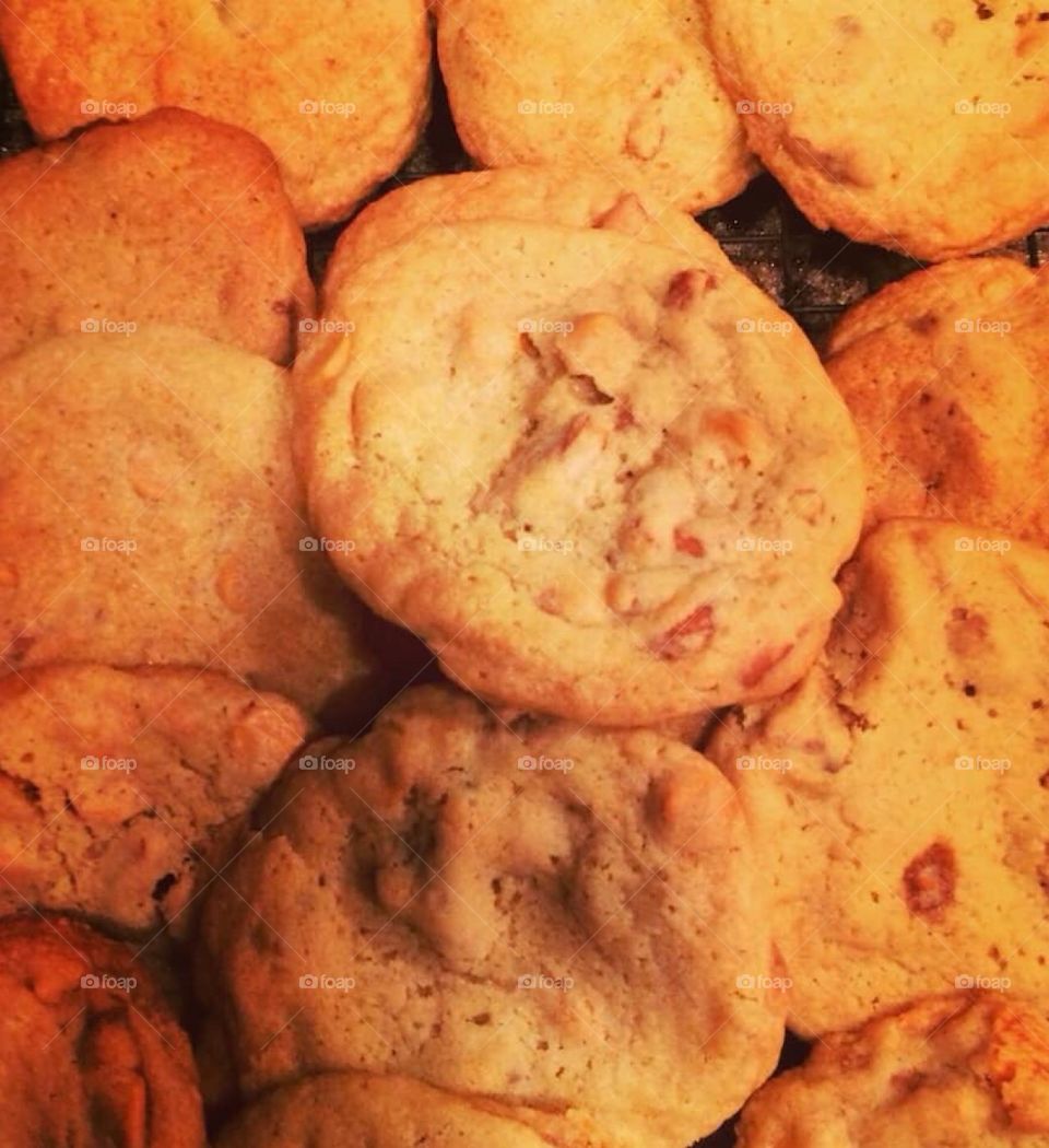 Butterscotch Pretzel Cookies 