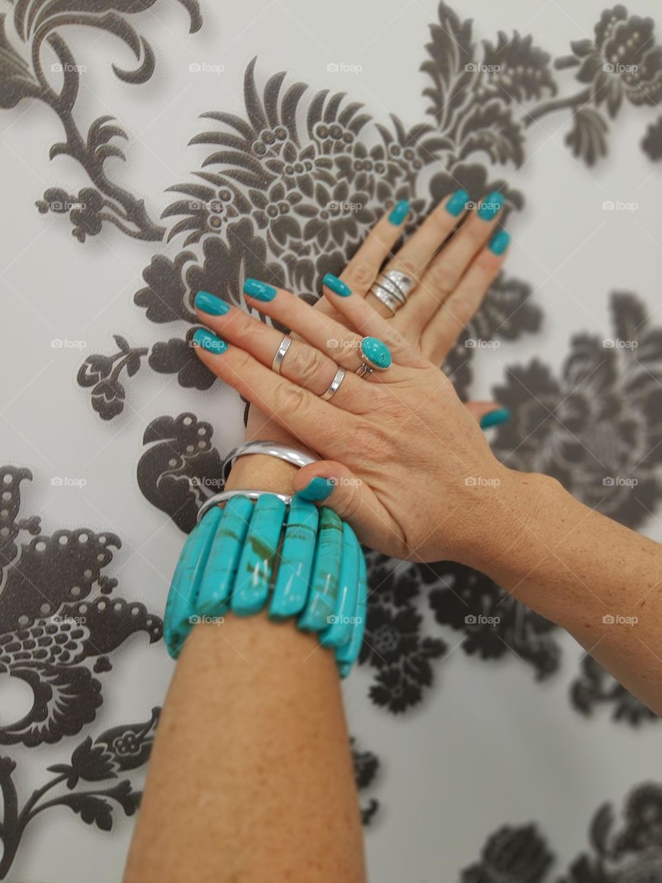 turquoise nails and acessories