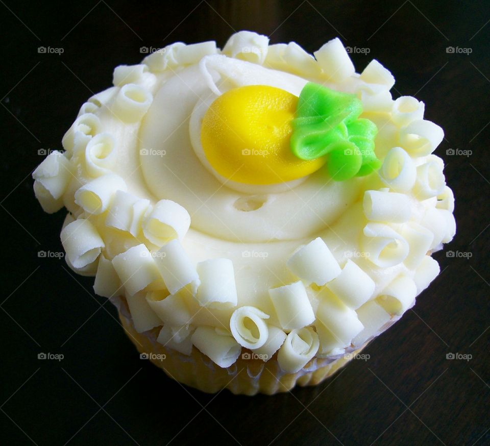cupcake frosting fruit celebration baking
