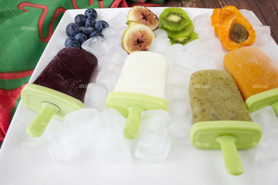 homemade fruit popsicles