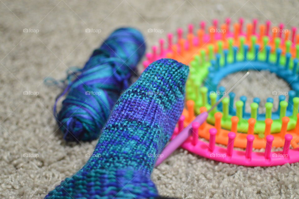 Loom knitting 