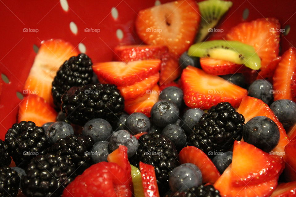 clean tasty berries