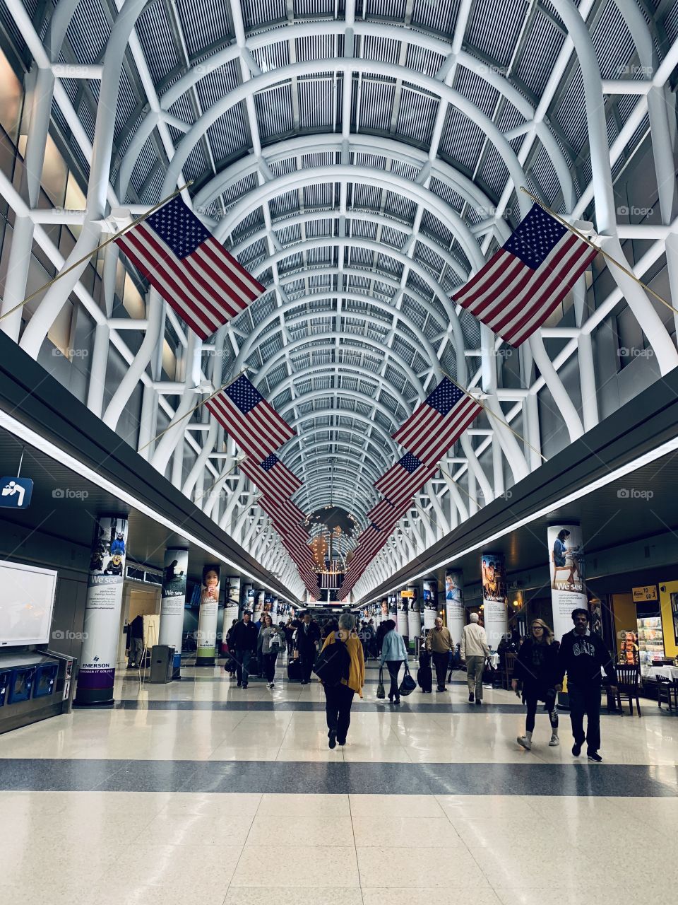 People walking at Chicago’s Airport