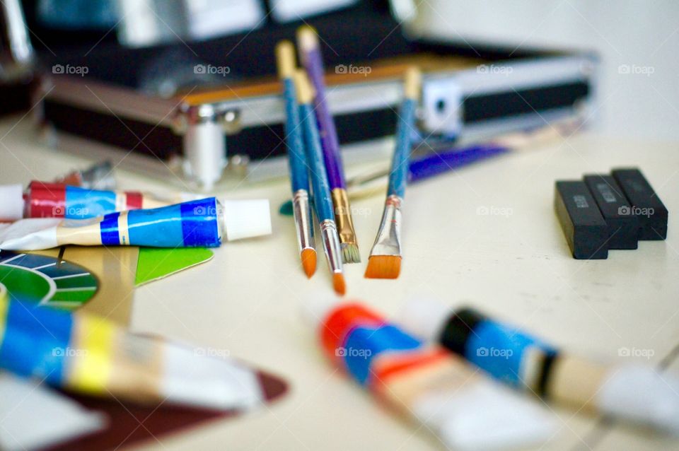 Paints, brushes and pencils 