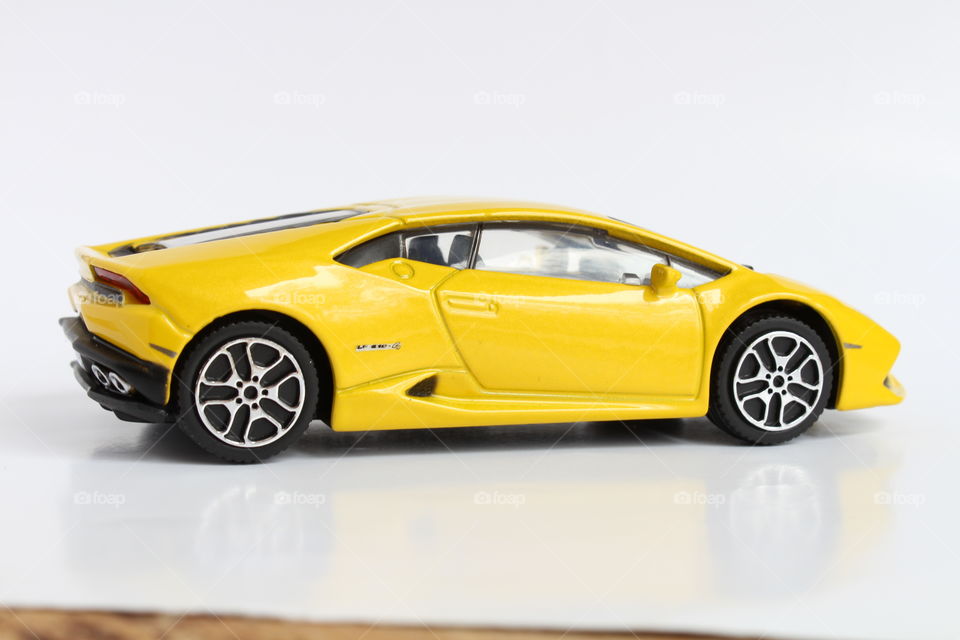 Lamborghini toy burago