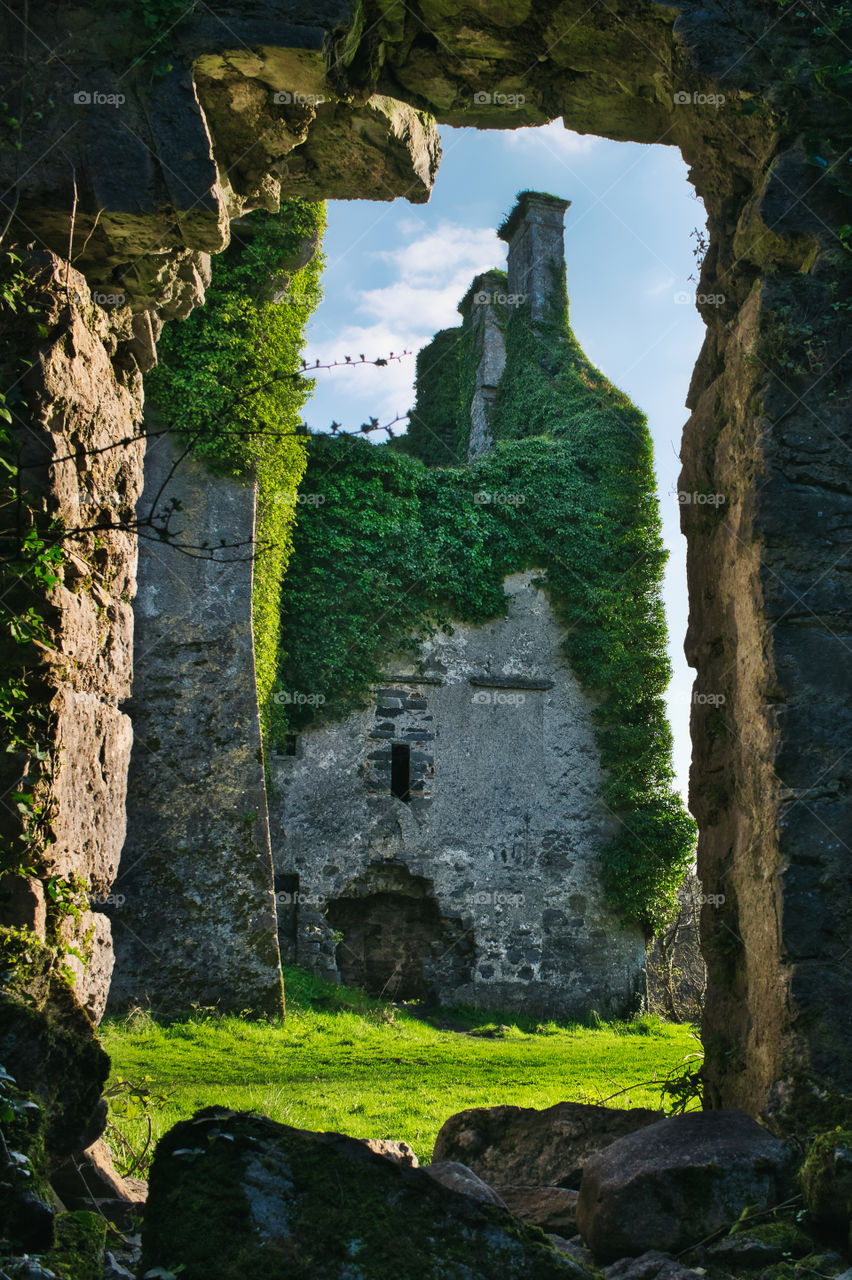 View trough window on Menlo castle