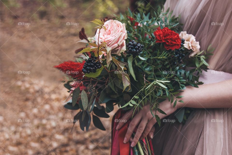 Women with flowers 