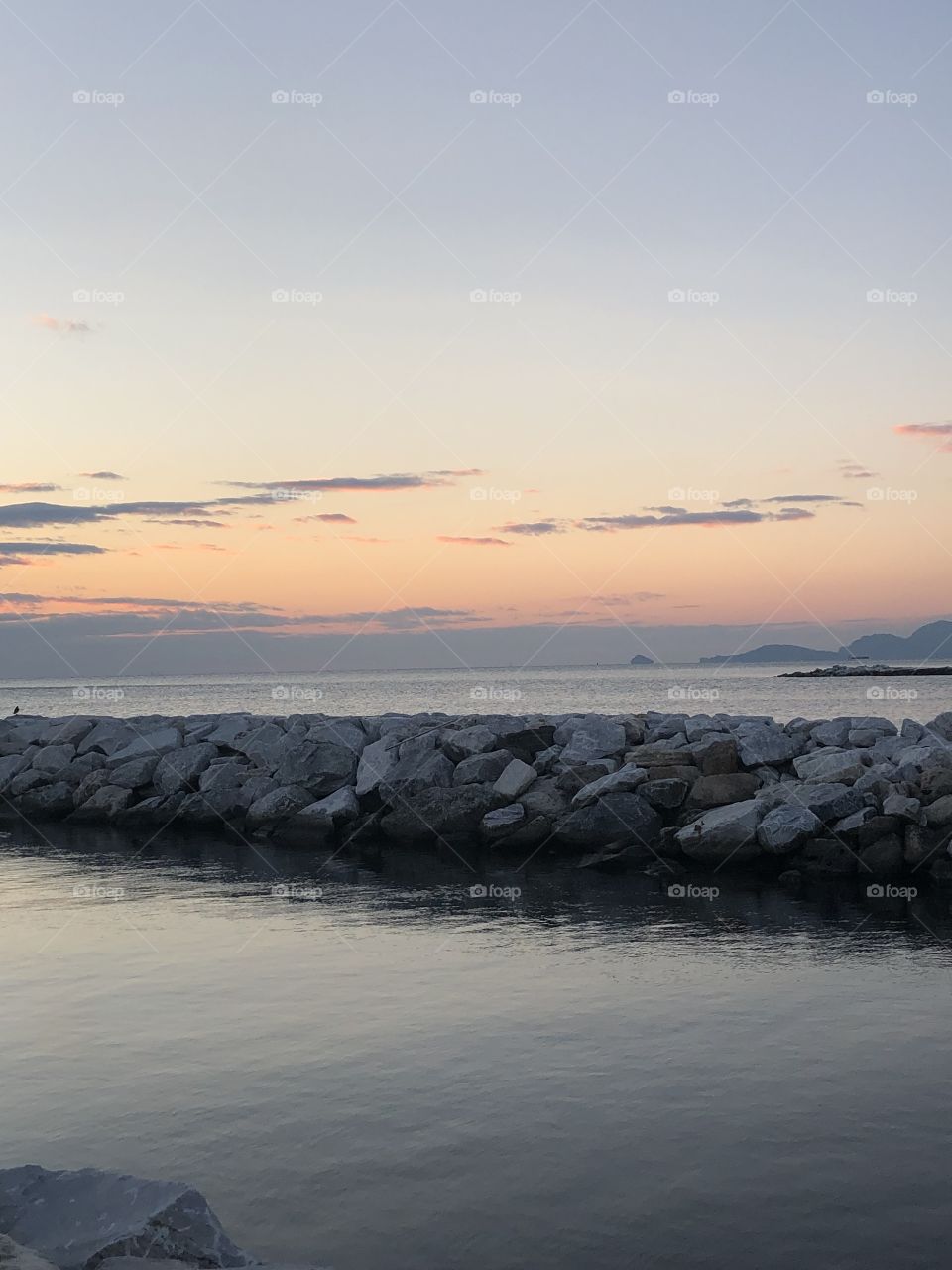 Marina di Massa al tramonto. 